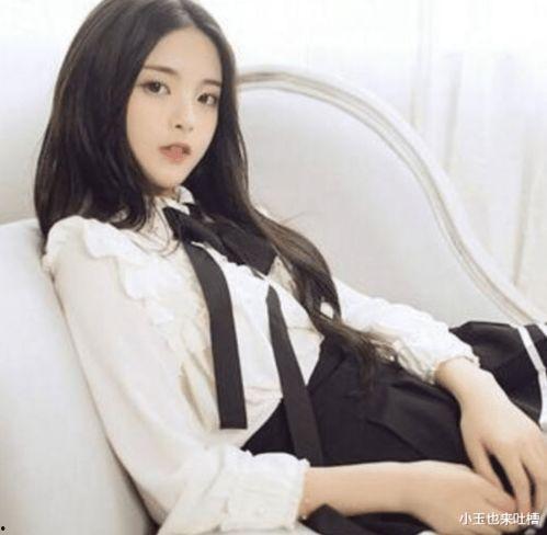 属蛇的女明星网红,揭秘属蛇女明星网红的独特魅力”