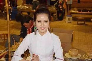 云南泼水明星网红是谁,她用镜头记录了这场狂欢盛宴