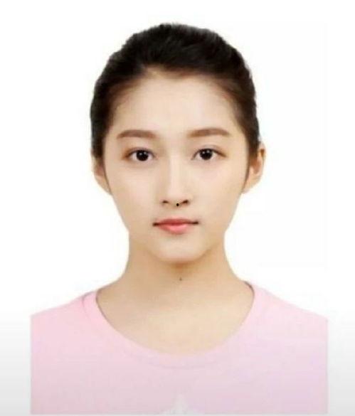 女明星网红证件照,美貌与气质并存