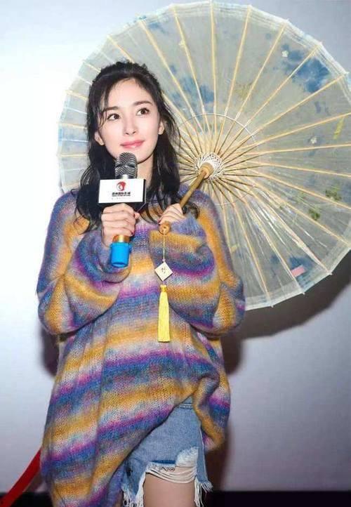 明星网红同款毛衣女装,明星挚爱女装毛衣，温暖冬日时尚必备