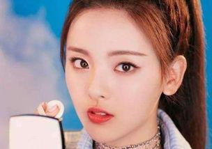 明星网红素颜路人视角,明星网红与路人视角的对比解析