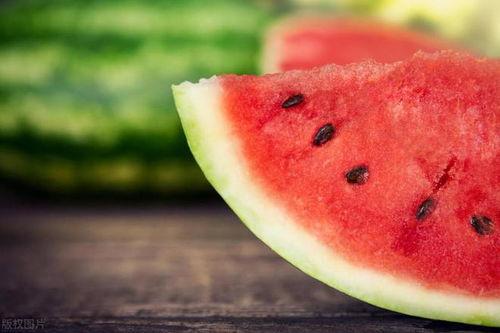 朋友圈今日吃瓜一篇文案,揭秘娱乐圈最新热点事件