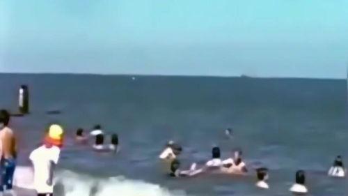 今日吃瓜飞机坠落,今日吃瓜飞机坠落事件回顾