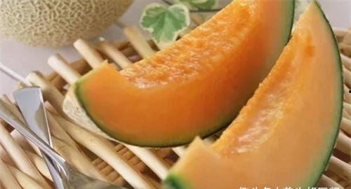 小蜜25哈密瓜价格今日价,小蜜25哈密瓜，新鲜上市，价格实惠！”