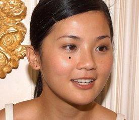 壮脸明星网红是谁呀,她是如何成为网络红人的？”