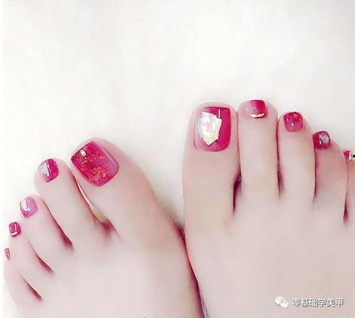 明星网红脚趾甲款式,明星同款引领指尖时尚风潮