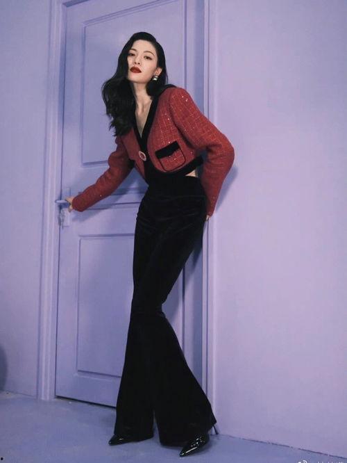 看明星网红时尚穿搭,潮流风向标下的潮流解析