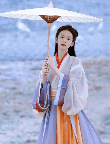 明星网红穿汉服图片女装,明星网红演绎古韵女装风采