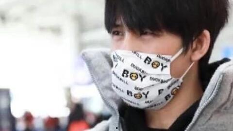 彩色口罩明星网红同款,网红热捧的时尚防疫单品