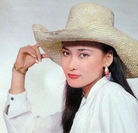 最早明星网红事件是谁,揭秘最早明星网红的诞生之谜