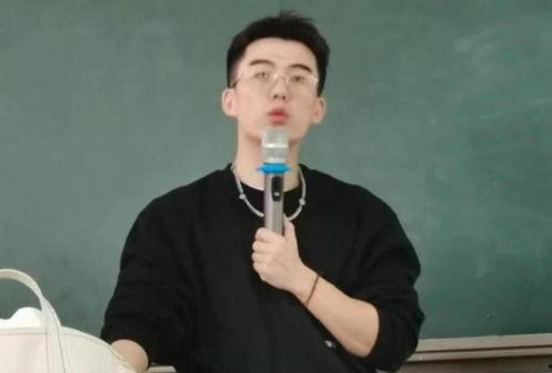 男明星网红柠檬茶,柠檬茶热潮下的男明星网红现象解析