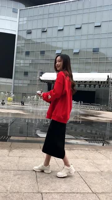 明星网红姐姐穿搭风格,明星网红姐姐的潮流穿搭解析