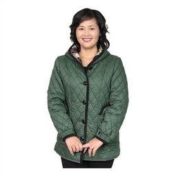 菱形格棉服明星网红,明星网红演绎时尚新篇章